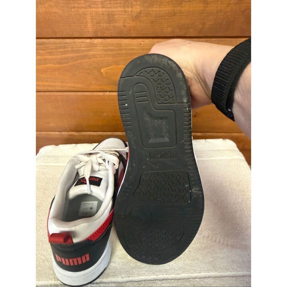 Puma Kids Rebound V6 Low sneakers, Sz 2.5 C - Picture 4 of 8